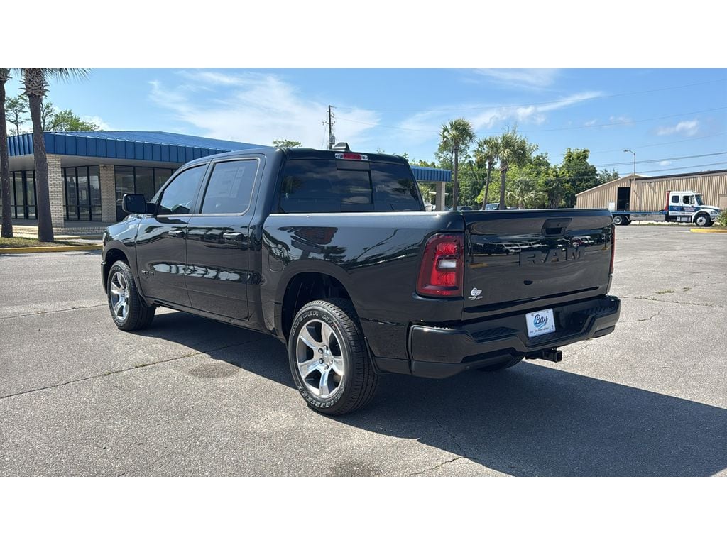 New 2026 Ram 1500 Express Pickup