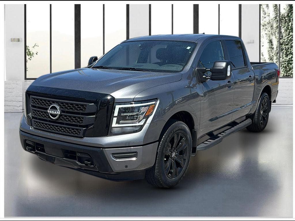 2023 Nissan Titan SV