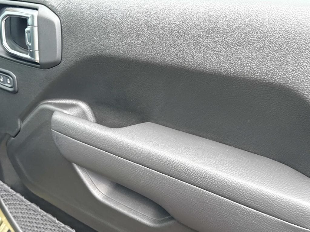 2025 Jeep Wrangler 4-Door Willys - Photo 22