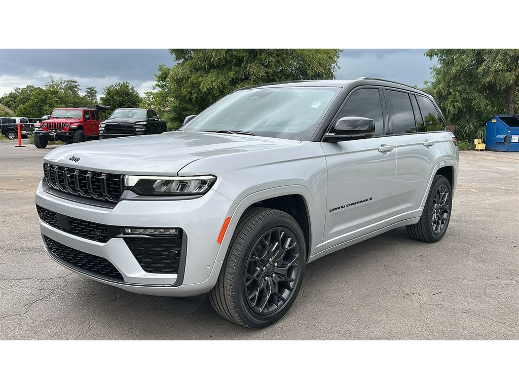 New 2026 Jeep Grand Cherokee Summit Sport Utility