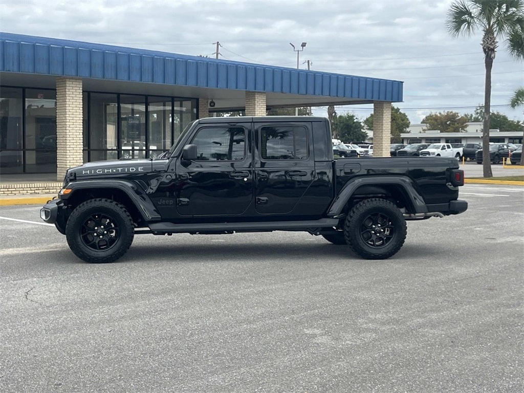 New 2025 Jeep Gladiator HIGH TIDE 4X4 Pickup