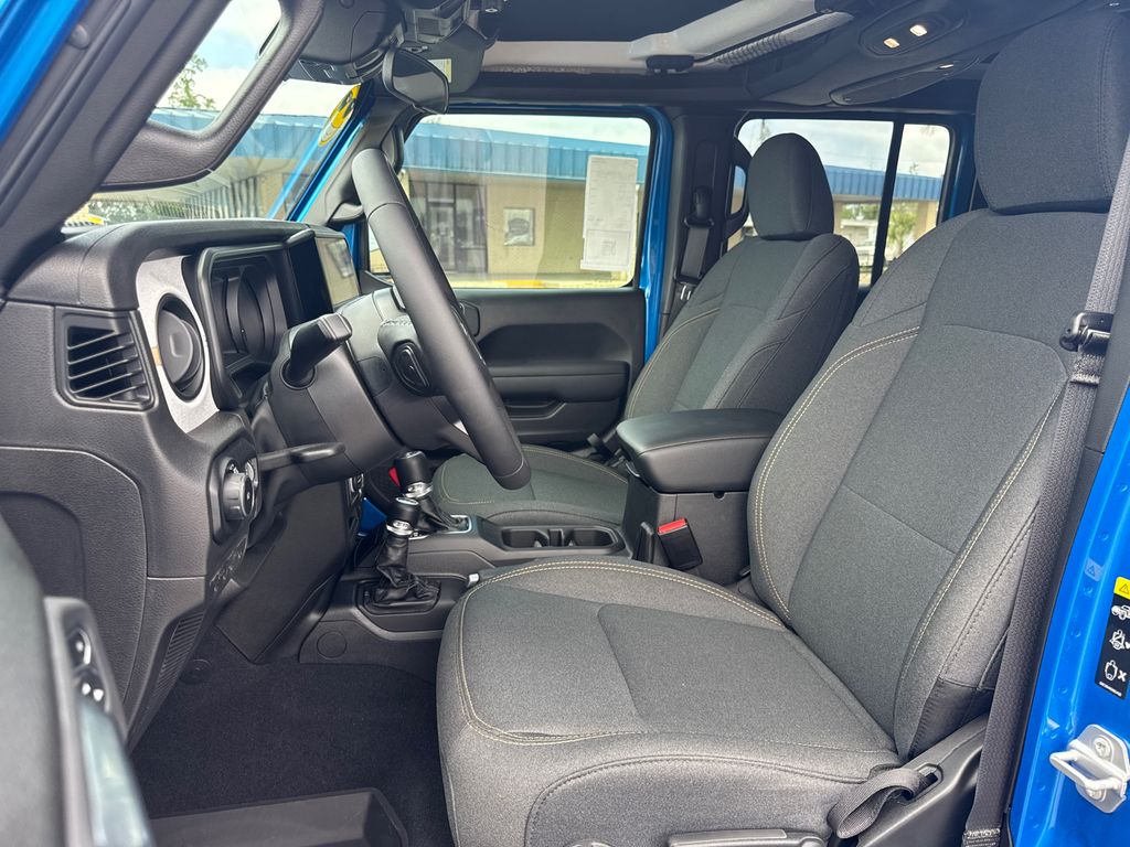 2025 Jeep Wrangler 4-Door Sport S - Photo 12