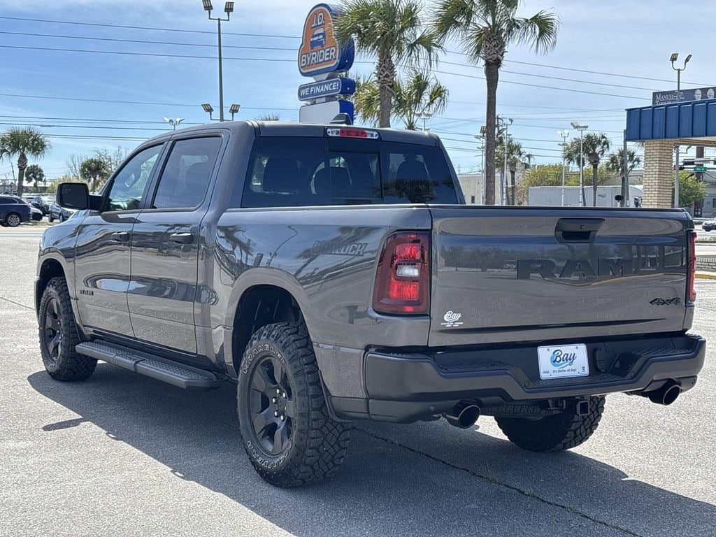 New 2026 Ram 1500 WARLOCK CREW CAB 4X4 5'7 BOX Pickup