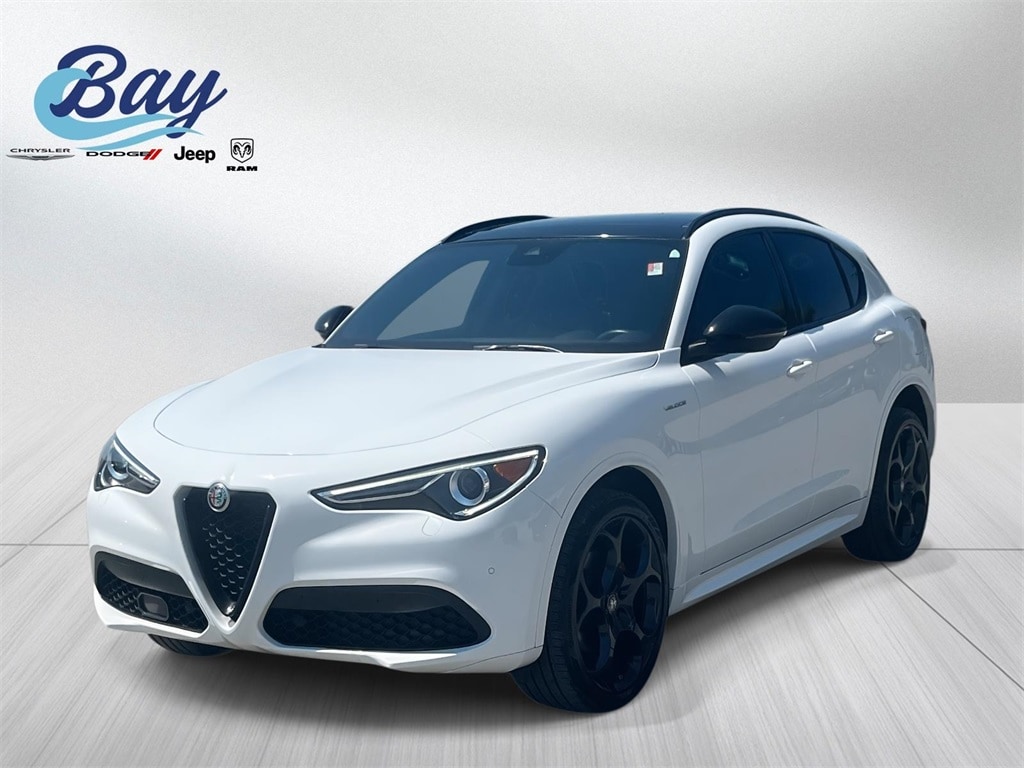 Used 2023 Alfa Romeo Stelvio Ti SUV