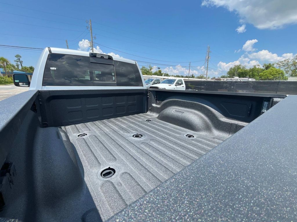 2026 RAM 2500 Laramie - Photo 12