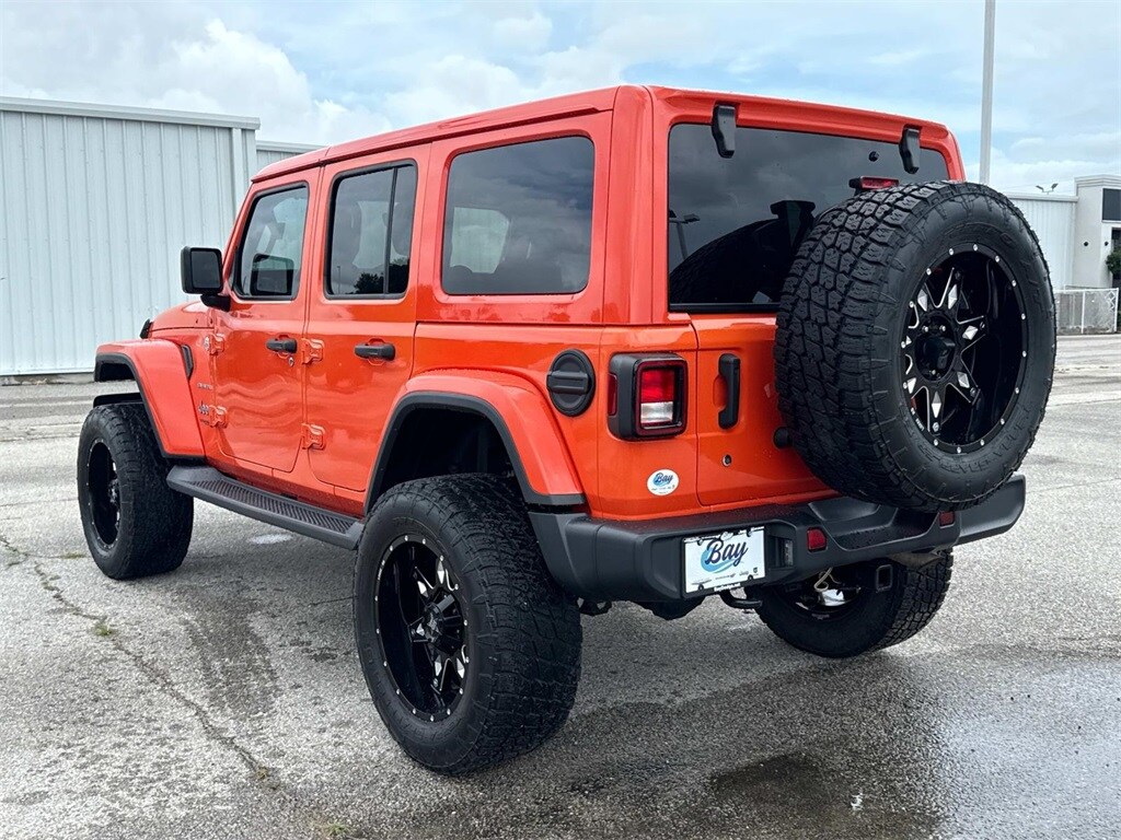 2018 Jeep Wrangler Unlimited Sahara photo 3