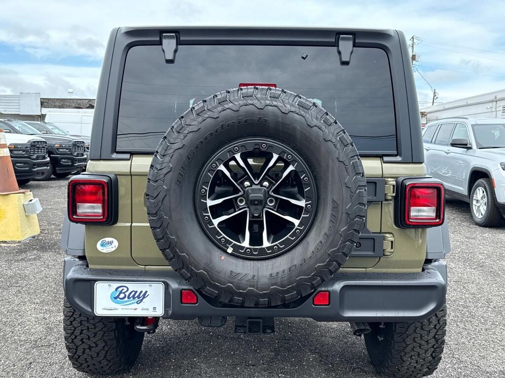 New 2025 Jeep Wrangler 4-DOOR WILLYS Sport Utility