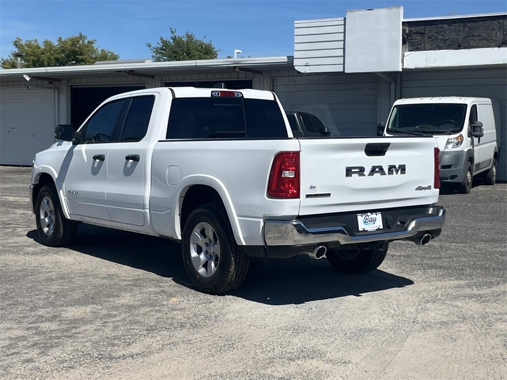 New 2025 Ram 1500 BIG HORN QUAD CAB 4X4 6'4 BOX Pickup