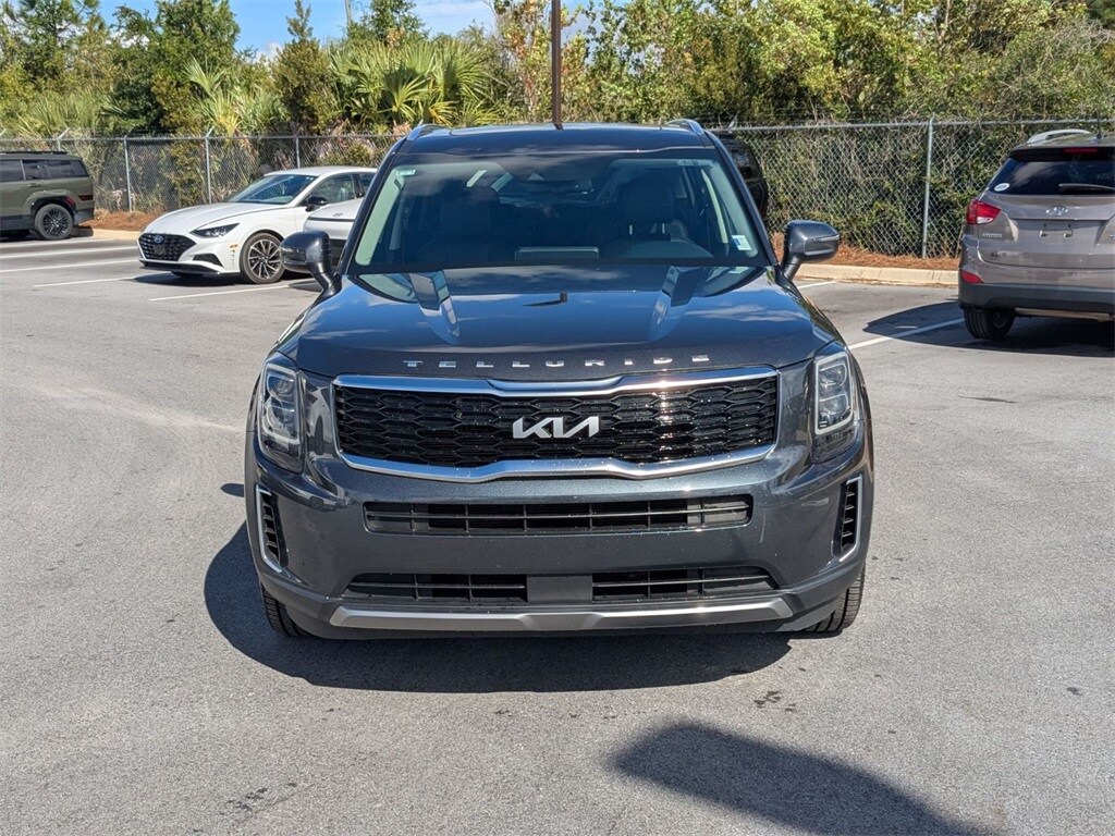 2022 Kia Telluride EX photo 2