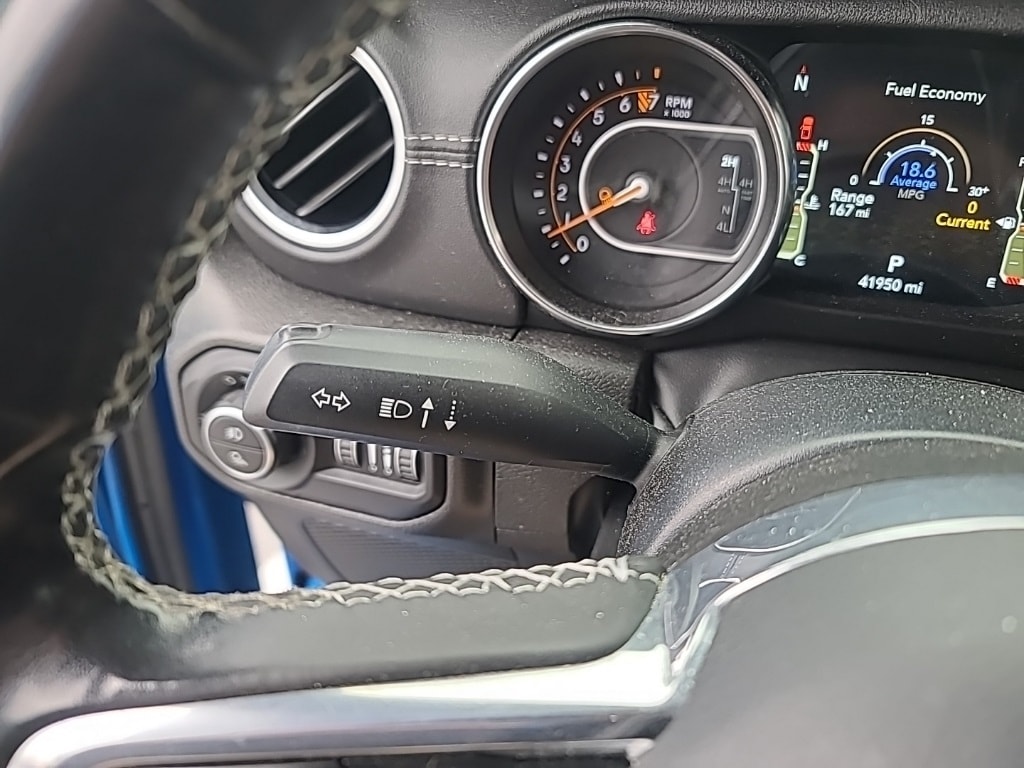 Used 2022 Jeep Gladiator Overland Truck Crew Cab