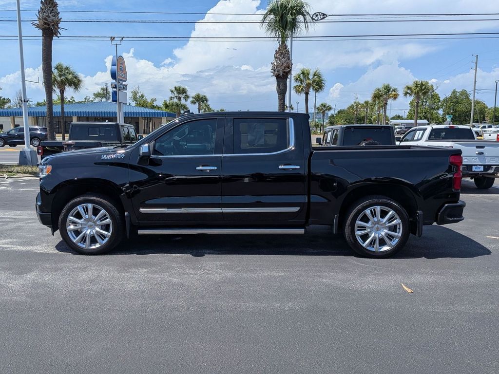 2025 Chevrolet Silverado 1500 High Country - Photo 9