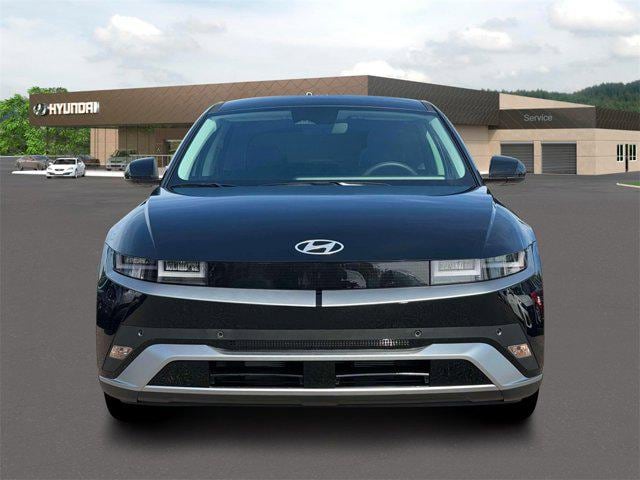 2025 Hyundai IONIQ 5 SE - Photo 12