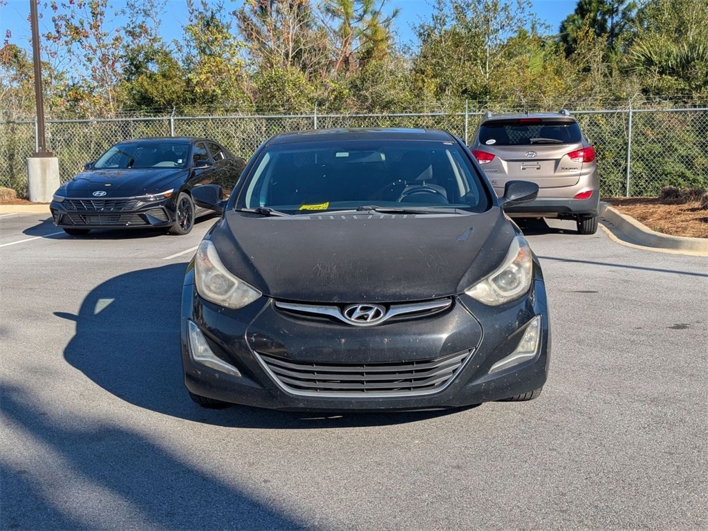 Used 2015 Hyundai Elantra SE Sedan