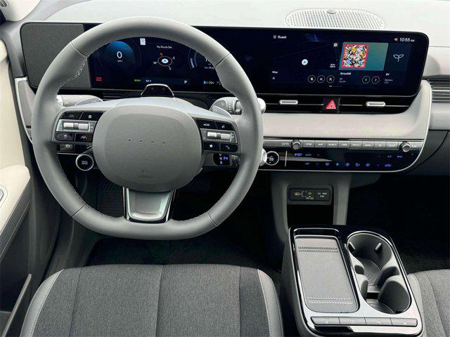 2025 Hyundai IONIQ 5 SE - Photo 17