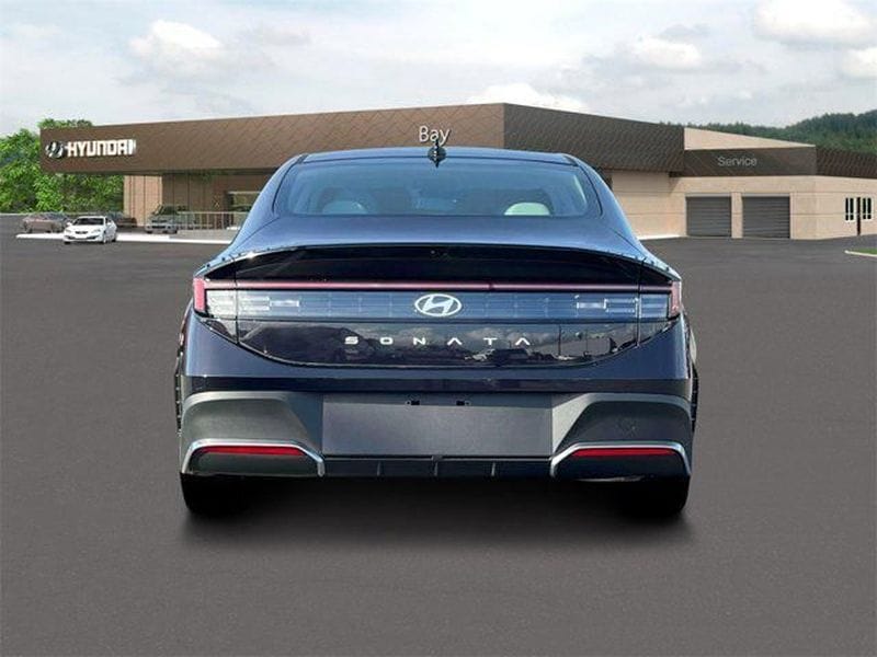 2025 Hyundai Sonata SE - Photo 6