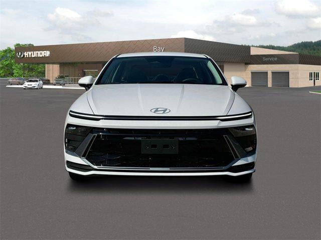 2025 Hyundai Sonata SE - Photo 12