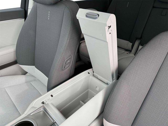 2026 Hyundai IONIQ 9 SE - Photo 18