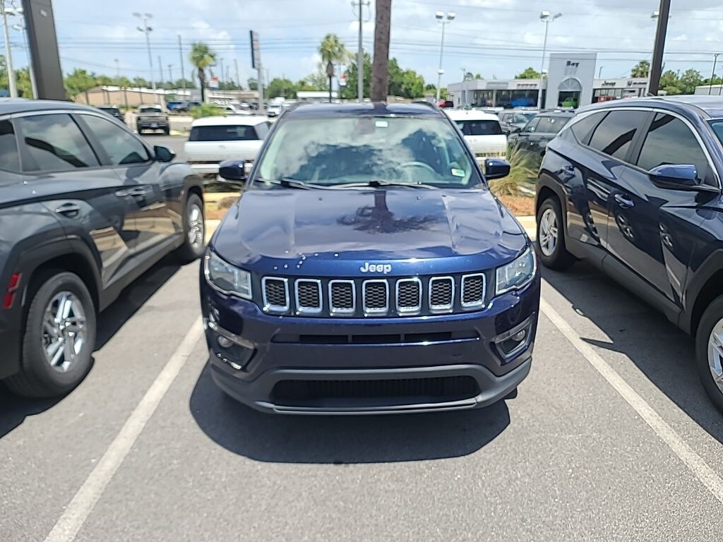 Used 2018 Jeep Compass Latitude SUV
