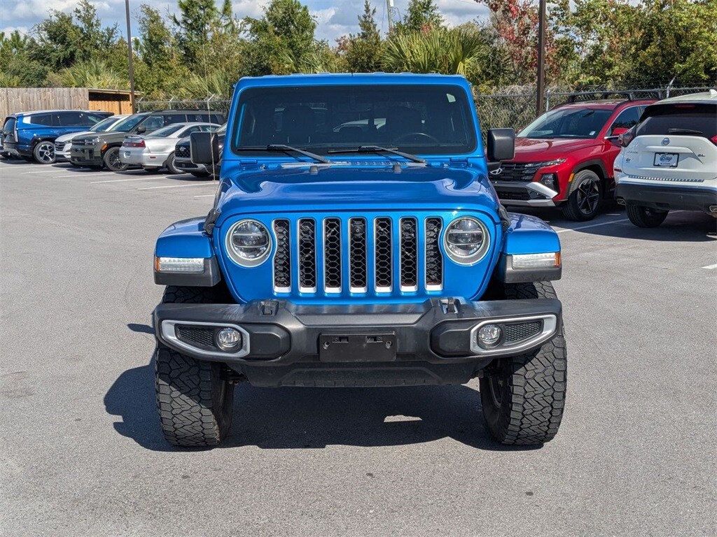 2022 Jeep Gladiator Overland photo 2
