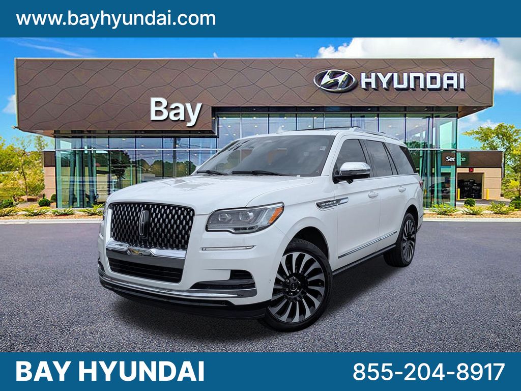 2022 Lincoln Navigator