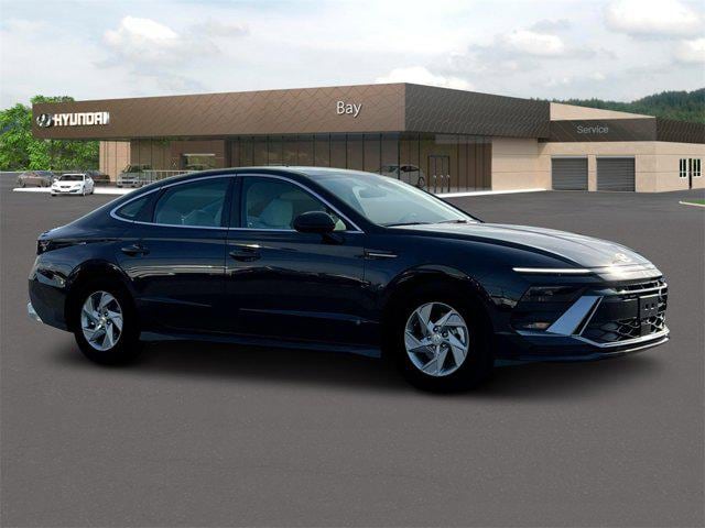 2025 Hyundai Sonata SE - Photo 10