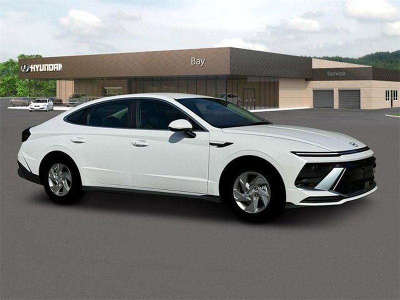 2025 Hyundai Sonata SE - Photo 10
