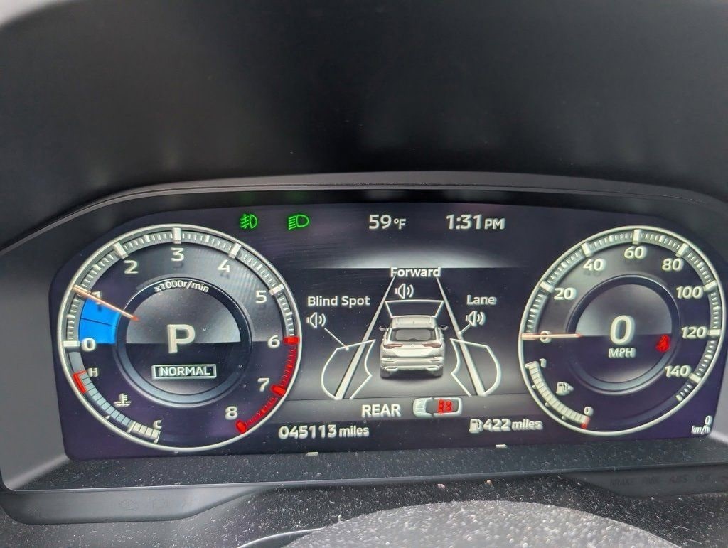 2023 Mitsubishi Outlander SE's photo