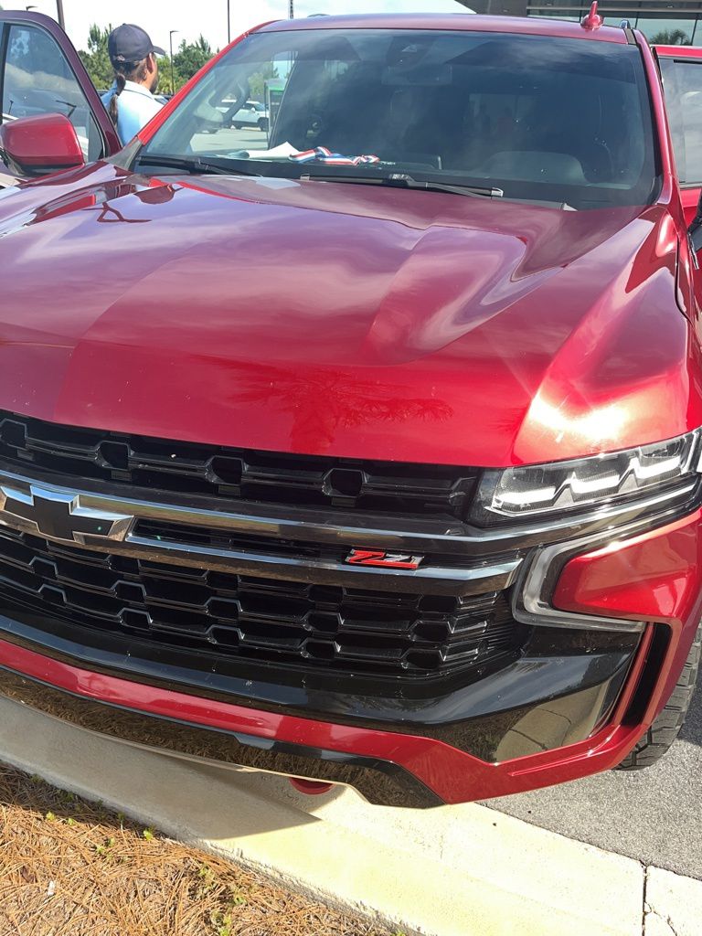 2021 Chevrolet Suburban 4WD 1500 Z71's photo