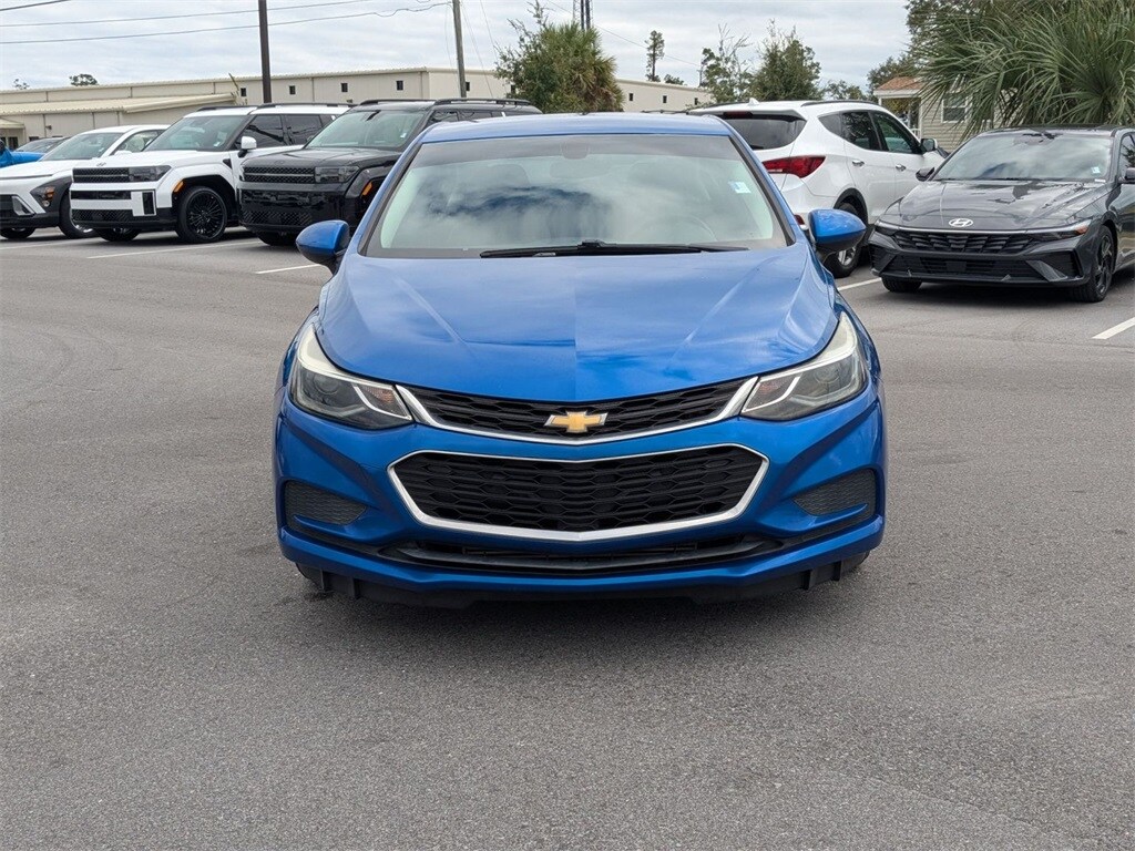 Used 2017 Chevrolet Cruze LT Hatchback