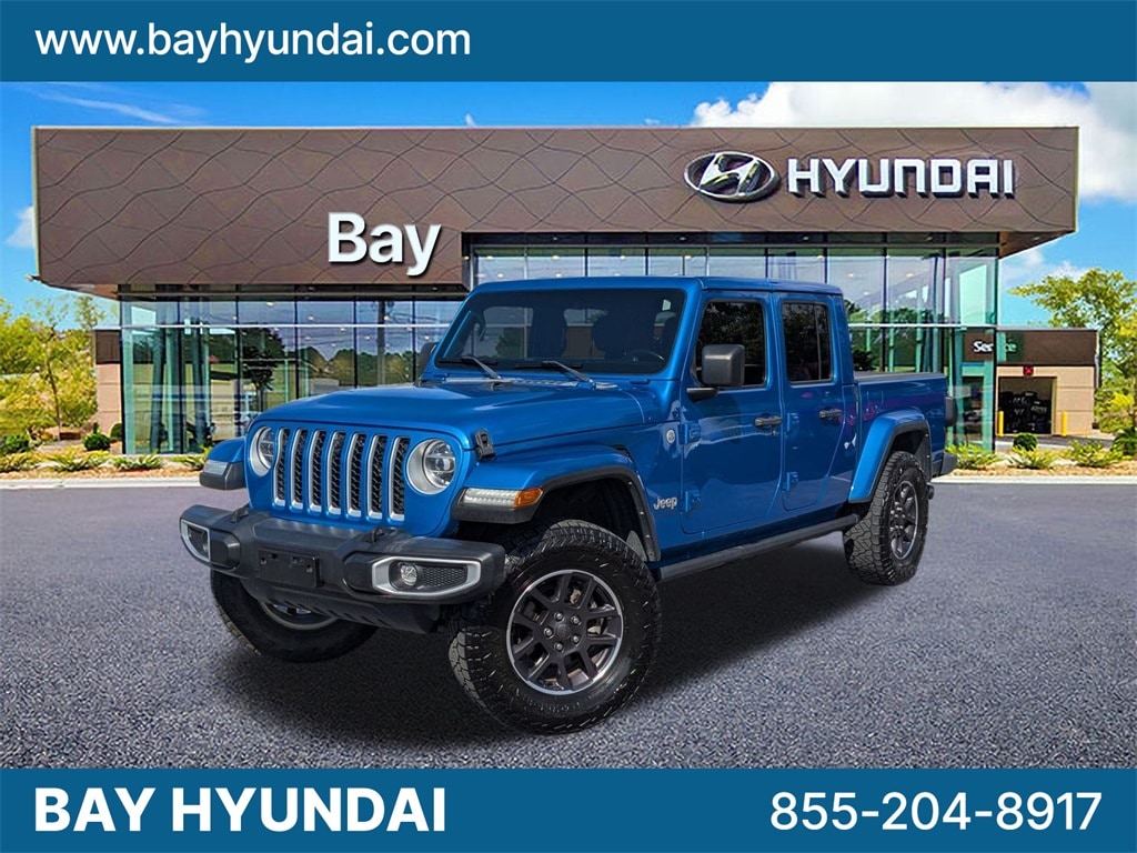 2022 Jeep Gladiator Overland's photo