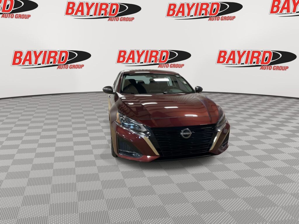 Used 2024 Nissan Altima 2.5 SV Sedan