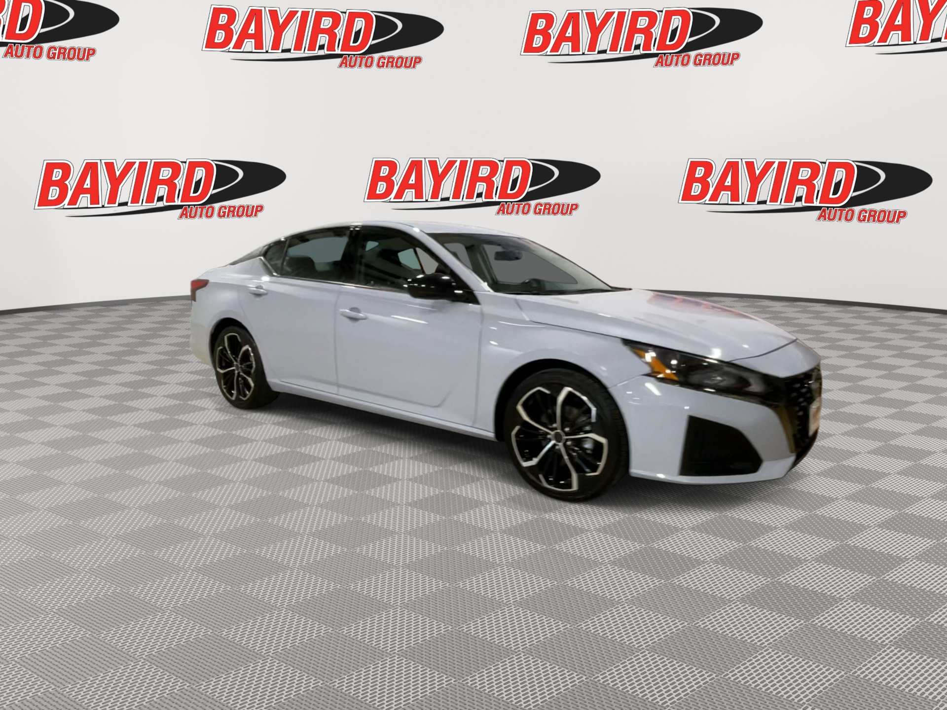 Used 2024 Nissan Altima 2.5 SR Sedan