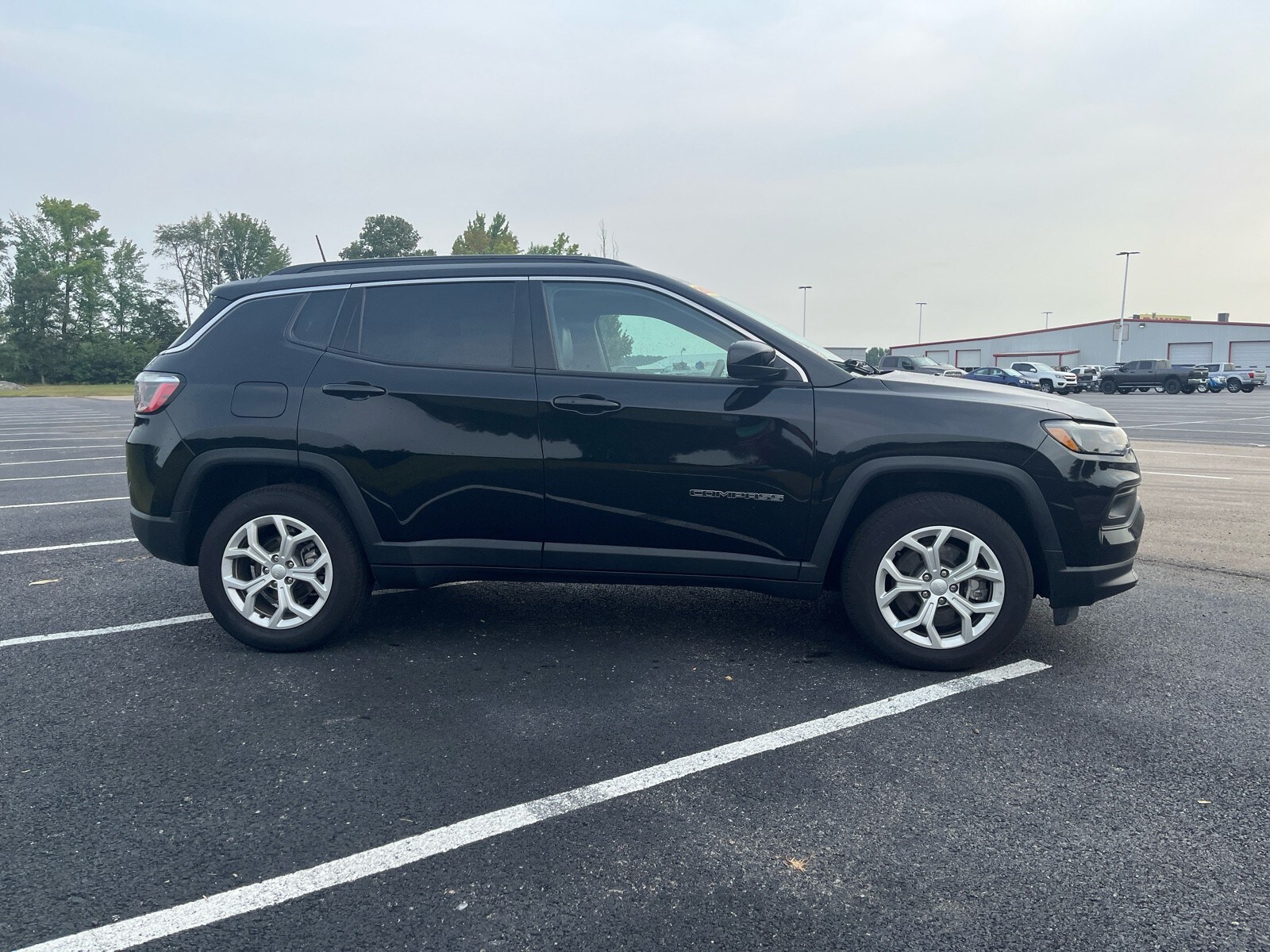 2024 Jeep Compass Latitude photo 4