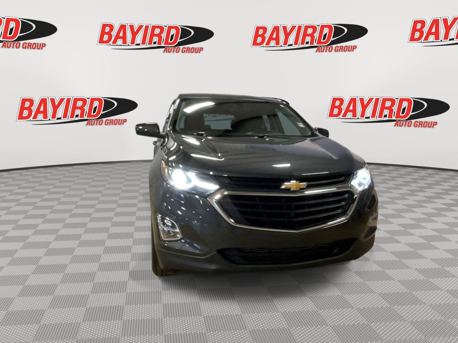 2018 Chevrolet Equinox LT photo 3