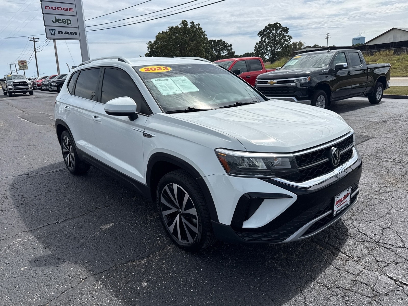 2023 Volkswagen Taos