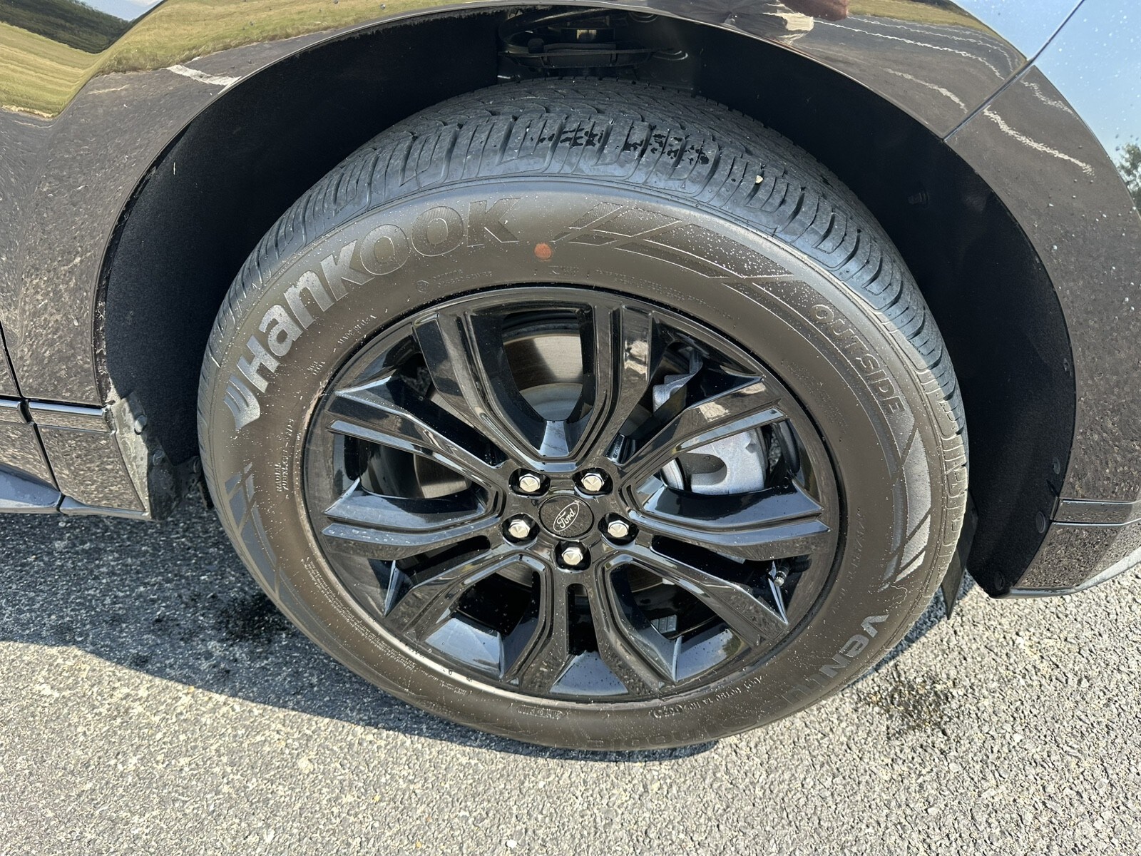 2024 Ford Edge SE photo 3
