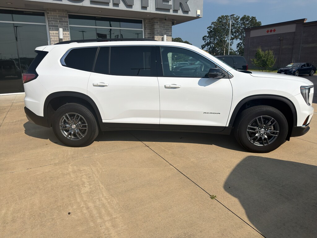 Used 2025 GMC Acadia Elevation SUV