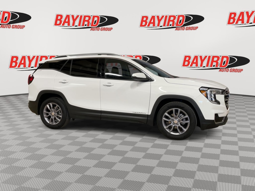 Used 2024 GMC Terrain SLT SUV