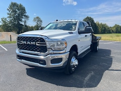 2024 Ram 3500 Chassis Cab Tradesman/SLT/Laramie/Limited Truck Crew Cab
