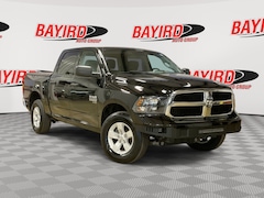 2022 Ram 1500 Classic SLT Truck Crew Cab