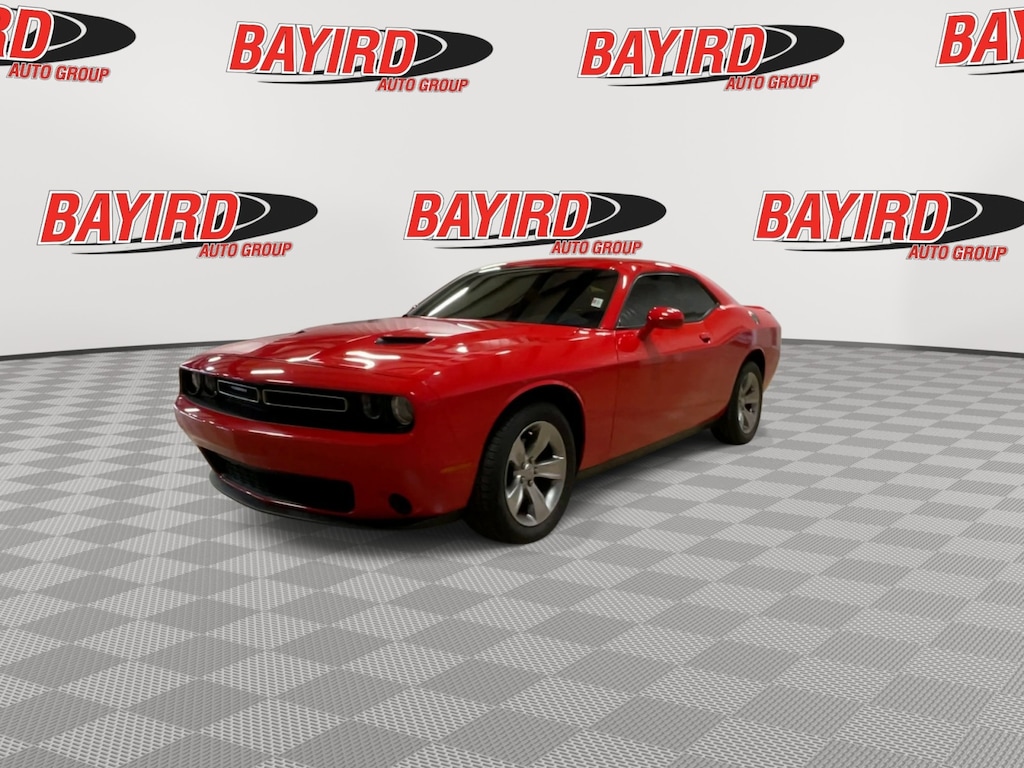 Used 2018 Dodge Challenger SXT Coupe