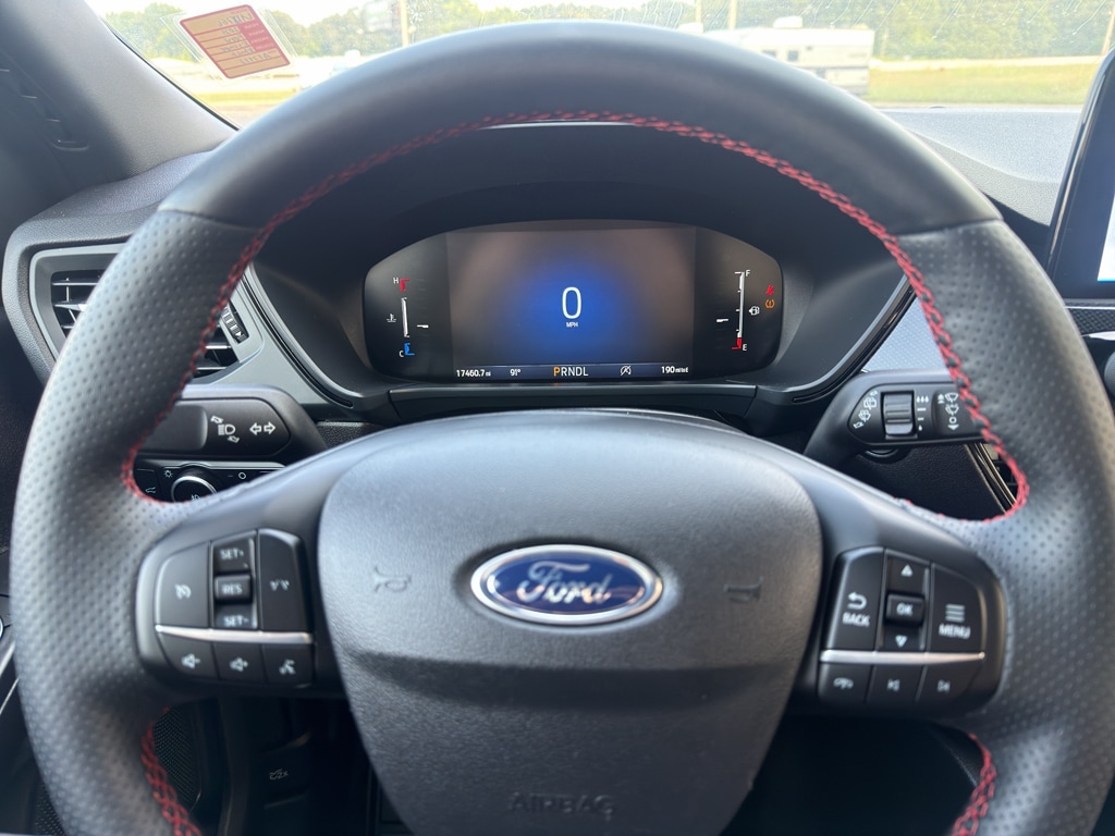 2025 Ford Escape ST-Line Select - Photo 31
