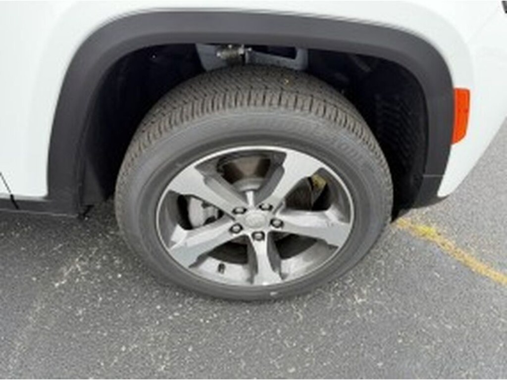 New 2026 Jeep Grand Cherokee L Limited Sport Utility