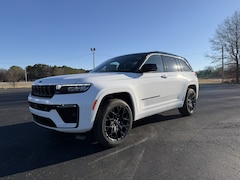 2026 Jeep Grand Cherokee SUMMIT 4X4 Sport Utility