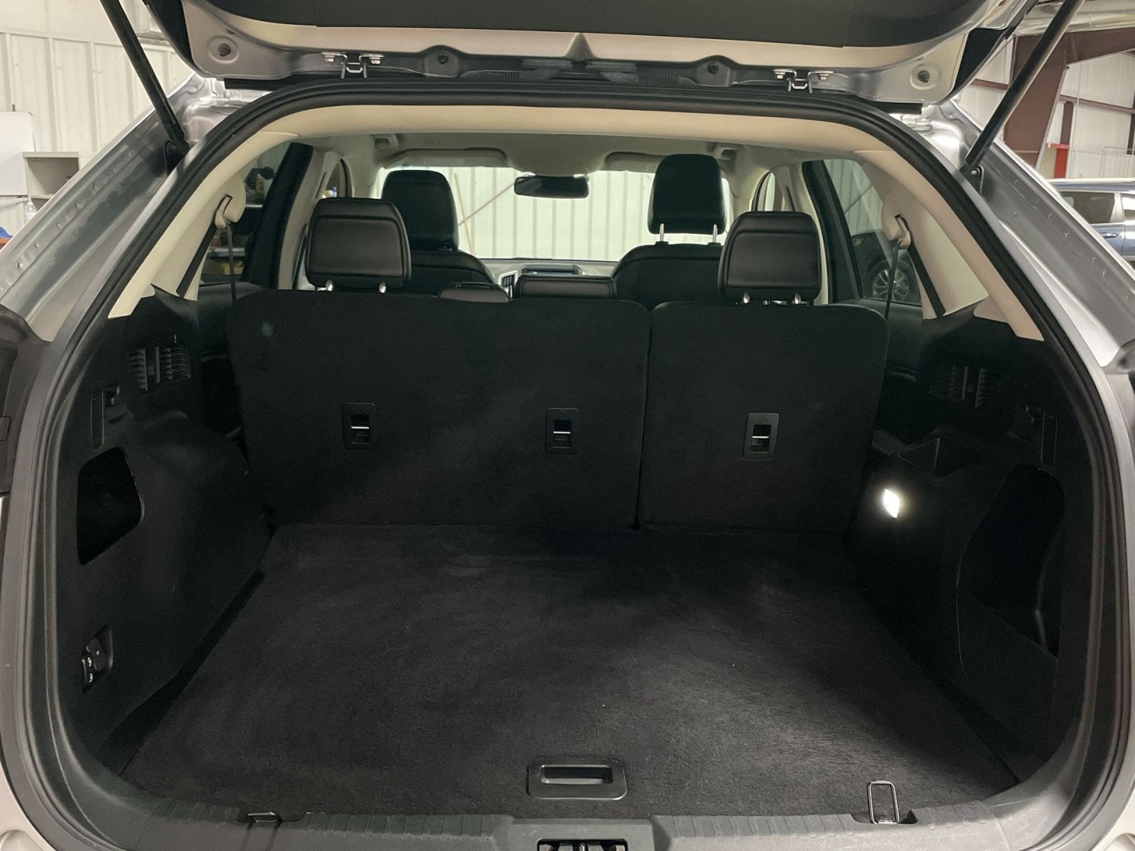 2021 Ford Edge SEL - Photo 24