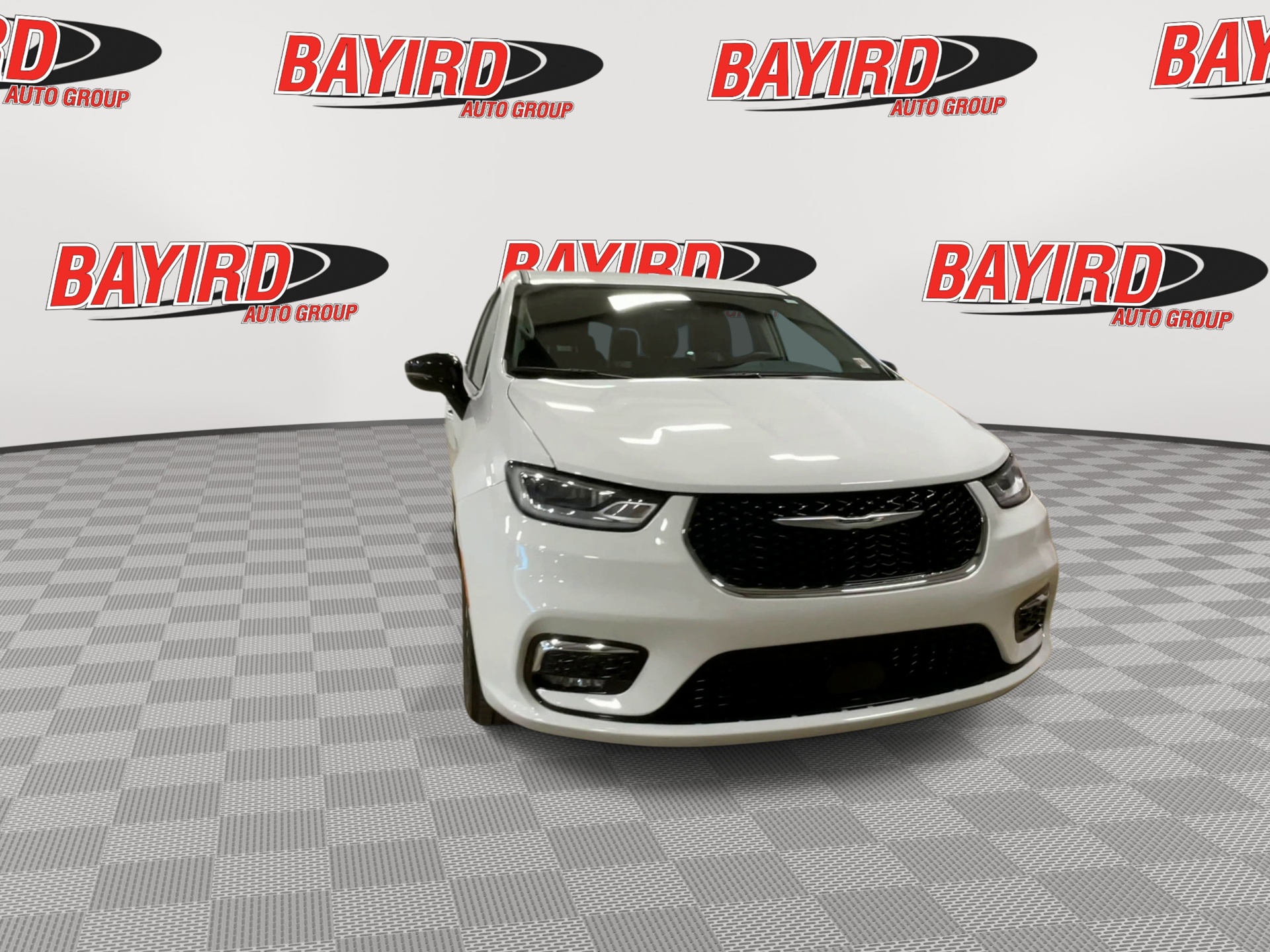 Used 2024 Chrysler Pacifica Plug-In Hybrid Select Van Passenger Van