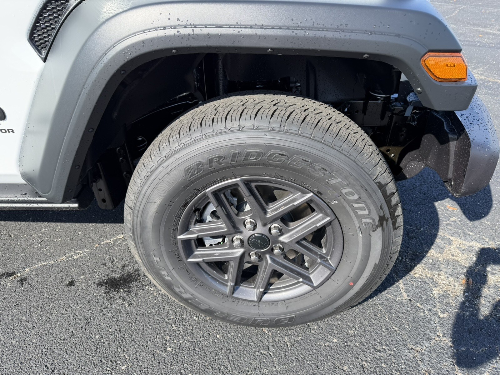 2026 Jeep Gladiator Sport S photo 3