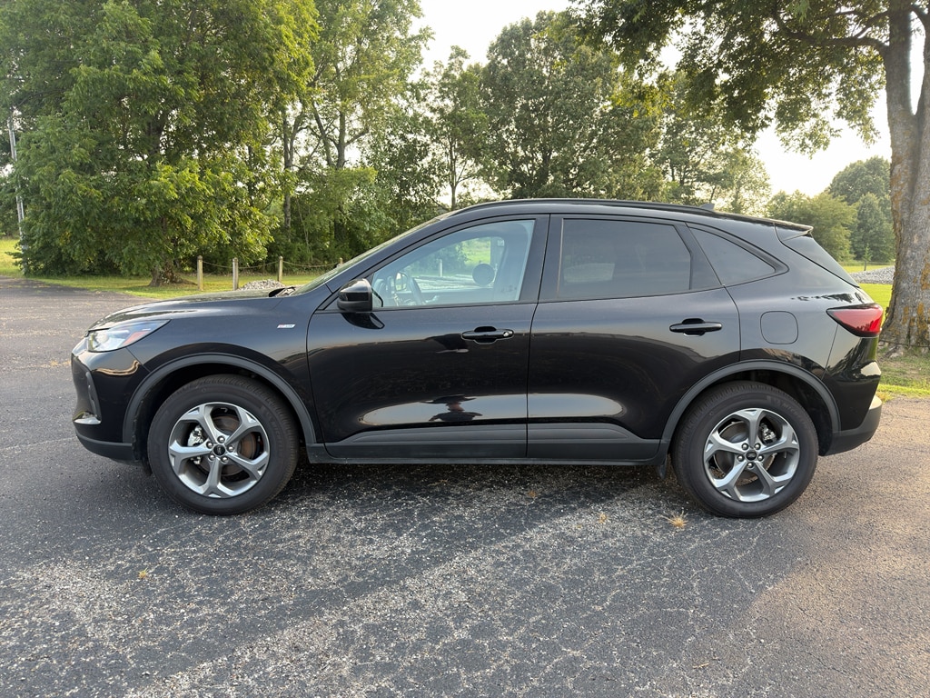 2025 Ford Escape ST-Line Select - Photo 8