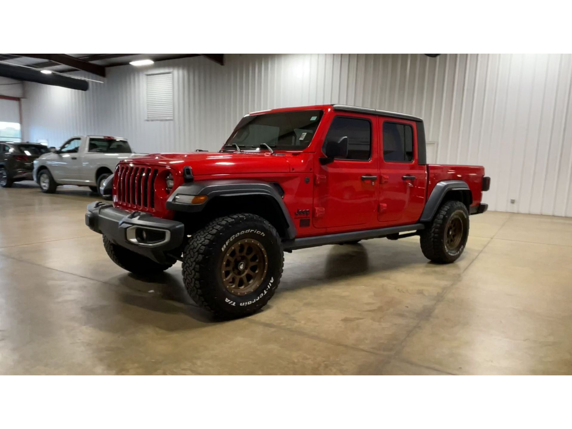 Used 2023 Jeep Gladiator Sport Truck Crew Cab