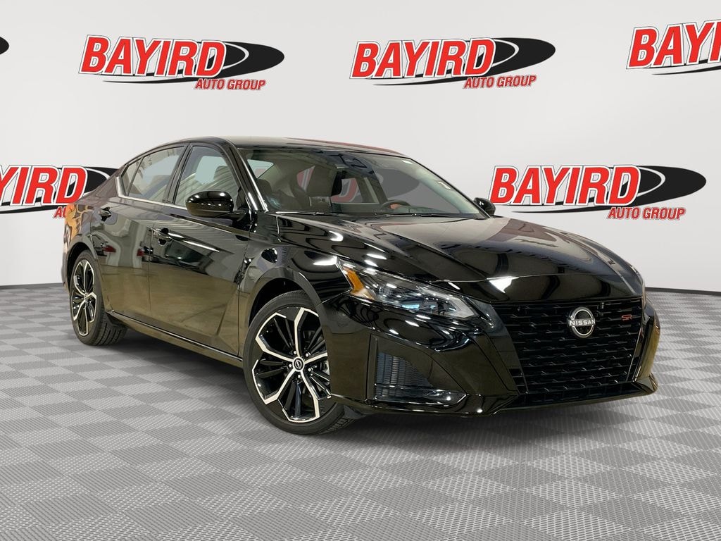 Used 2026 Nissan Altima SR Sedan